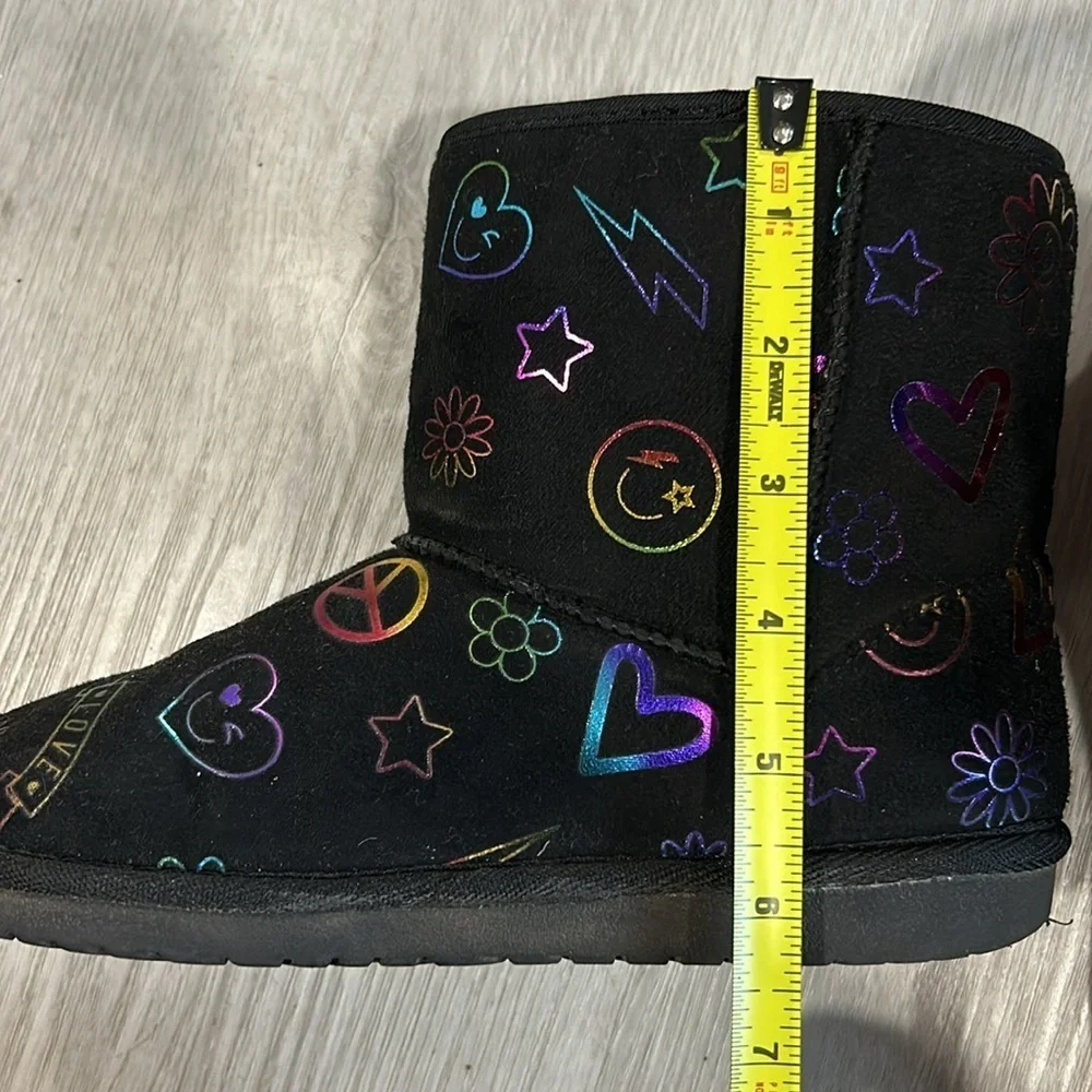 The children’s place girls chalet faux fur doodle boot